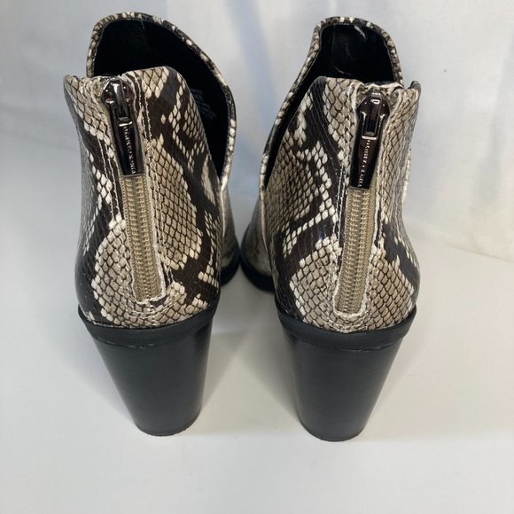 Vince Camuto Gigietta Leather Ankle Boots Size 8 1/2 Natural Multisnake - Picture 3 of 11